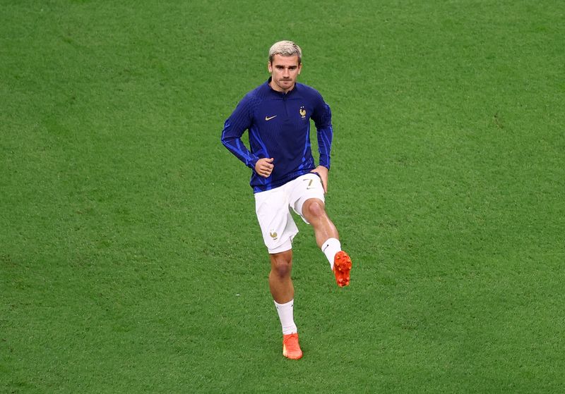 &copy; Reuters. Antoine Griezmann durante aquecimento para jogo da França
 14/12/2022      REUTERS/Hannah Mckay