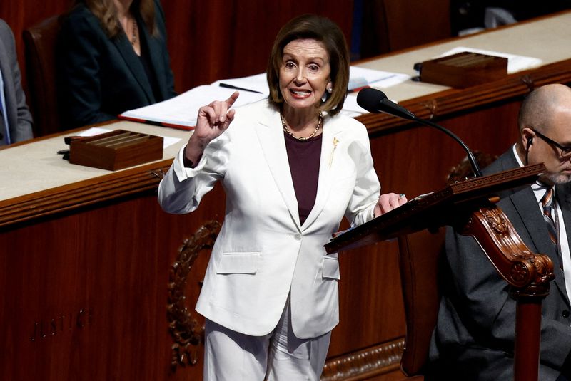 &copy; Reuters. FILE PHOTO: U.S. House Speaker Nancy Pelosi (D-CA) announces that she will remain in Congress but will not run for re-election as Speaker after Republicans were projected to win control of the House of Representatives, on the floor of the House Chamber of