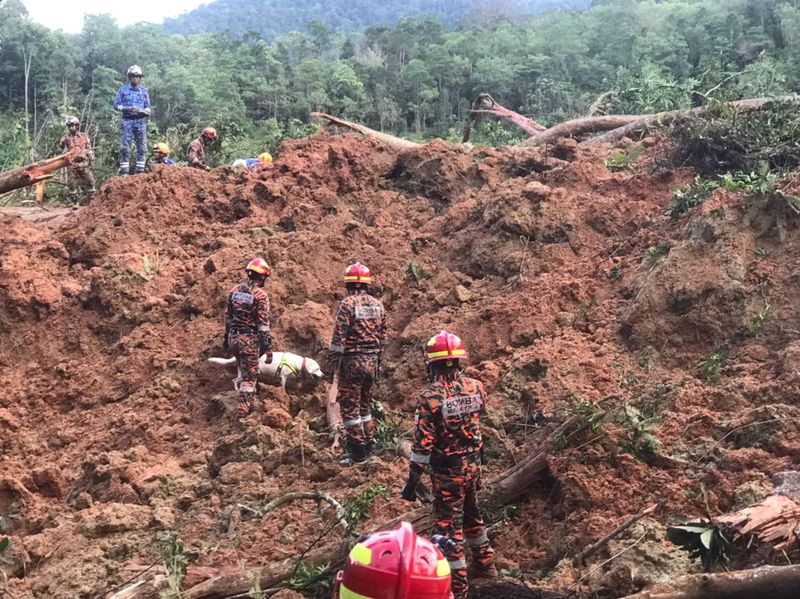 Death toll from Malaysia campsite landslide rises to 24, nine missing