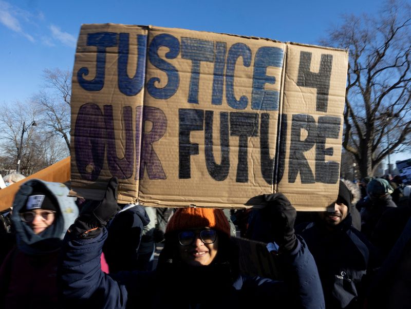 &copy; Reuters. FILE PHOTO: People take part in a march during COP15, the two-week U.N. Biodiversity summit in Montreal, Quebec, Canada December 10, 2022.  REUTERS/Christinne Muschi/File Photo