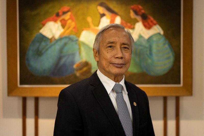 &copy; Reuters. FILE PHOTO: Bangko Sentral ng Pilipinas Governor Felipe Medalla poses for a photograph in his office at Manila, Philippines, November 18, 2022. REUTERS/Eloisa Lopez