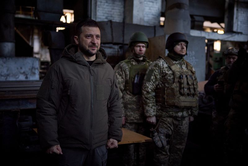 Ukraine's Zelenskiy goes to Washington in search of 'weapons, weapons and more weapons'