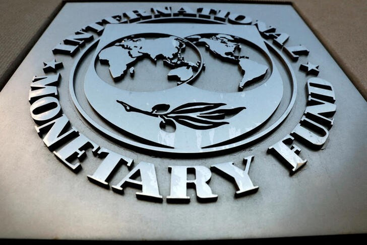 &copy; Reuters. 　１２月２１日、国際通貨基金（ＩＭＦ）の対日審査責任者を務めるラニル・サルガド氏は、日銀が２０日に長期金利の許容変動幅の拡大を決定したことについて、インフレ見通しを巡り先