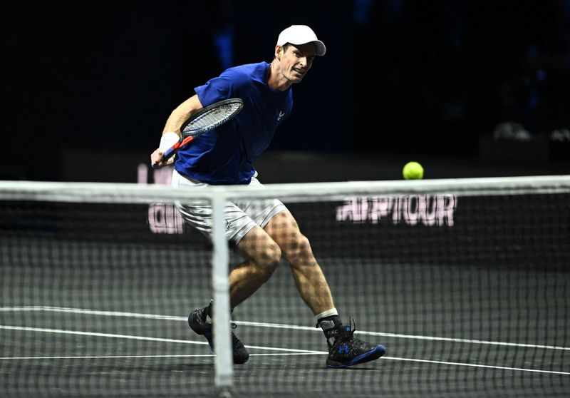 &copy; Reuters. لاعب التنس آندي موراي خلال إحدى مبارياته في لندن يوم 23 سبتمبر أيلول 2022. تصوير: ديلان مارتينيز - رويترز.
