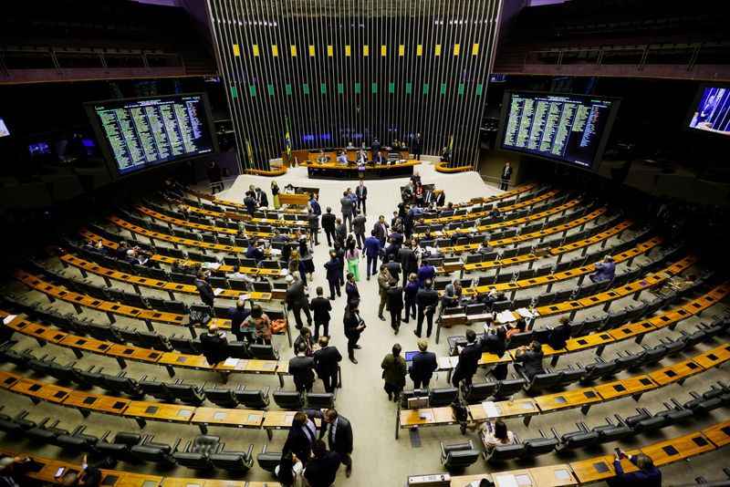 © Reuters. Plenário da Câmara durante votação da PEC da Transição
20/12/2022
REUTERS/Adriano Machado