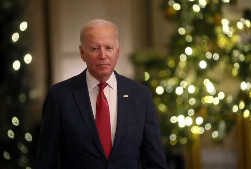 &copy; Reuters. U.S. President Joe Biden delivers a Christmas speech at the White House in Washington, U.S., December 22, 2022. REUTERS/Leah Millis