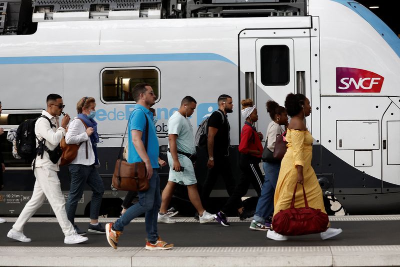 France/SNCF: Accord validé par les syndicats, préavis de grève levé pour le Nouvel An