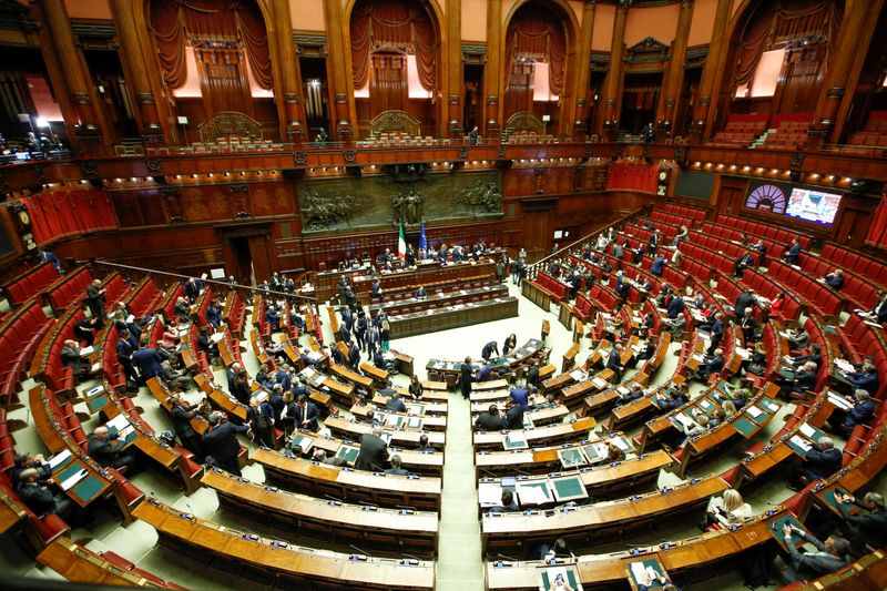 © Reuters. Italy's lower house of the parliament holds a confidence vote over the 2023 budget in Rome, Italy December 23, 2022. REUTERS/Remo Casilli