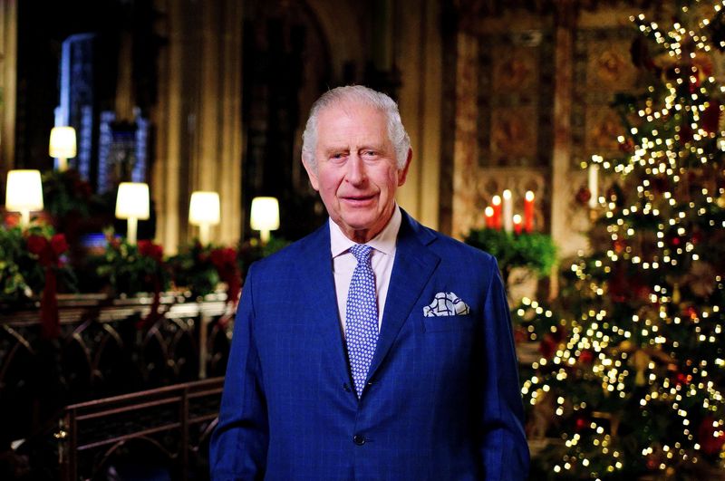 &copy; Reuters. العاهل البريطاني الملك تشارلز أثناء تسجيل اول بث له في عيد الميلاد في قلعة وندسور في صورة بتاريخ يوم 13 ديسمبر كانون الأول 2022. صورة لرويترز من