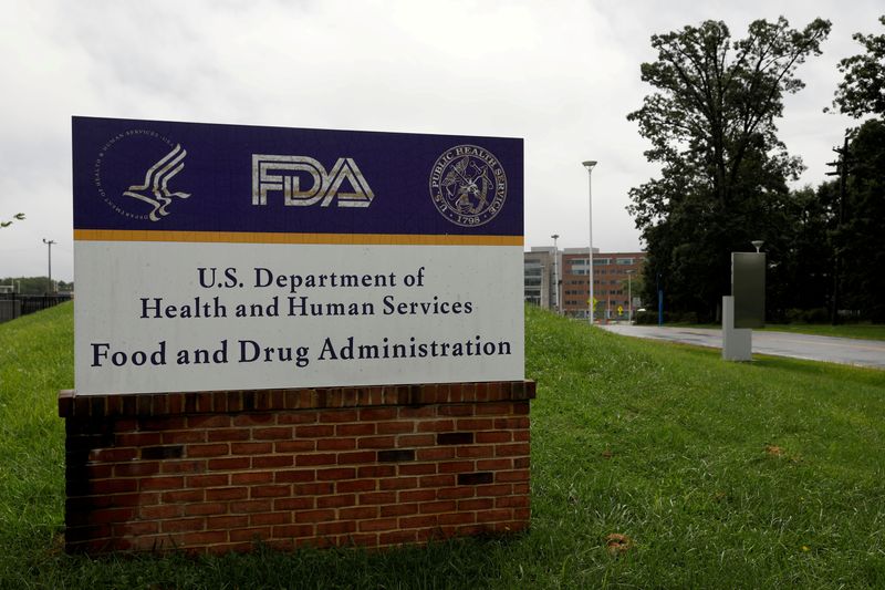 &copy; Reuters. FILE PHOTO: Signage is seen outside of the Food and Drug Administration (FDA) headquarters in White Oak, Maryland, U.S., August 29, 2020. REUTERS/Andrew Kelly