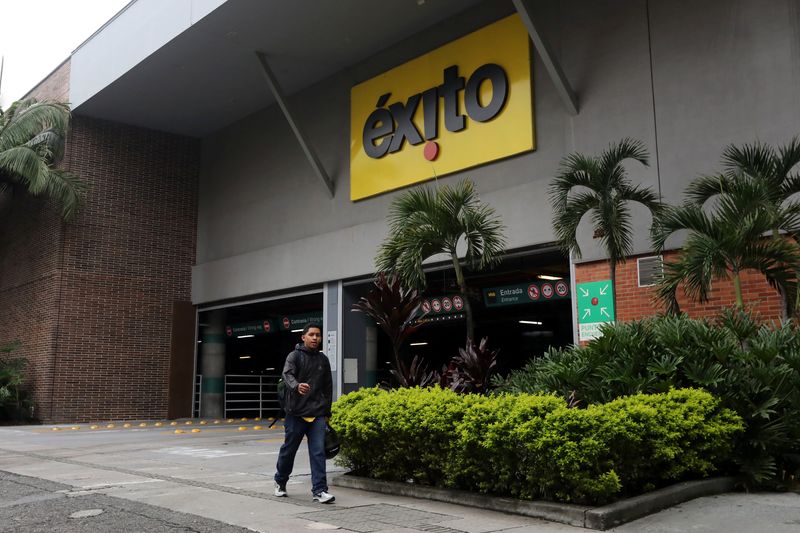 &copy; Reuters. Fachada de supermercado na Colômbia
30/05/2019
REUTERS/Luisa Gonzalez