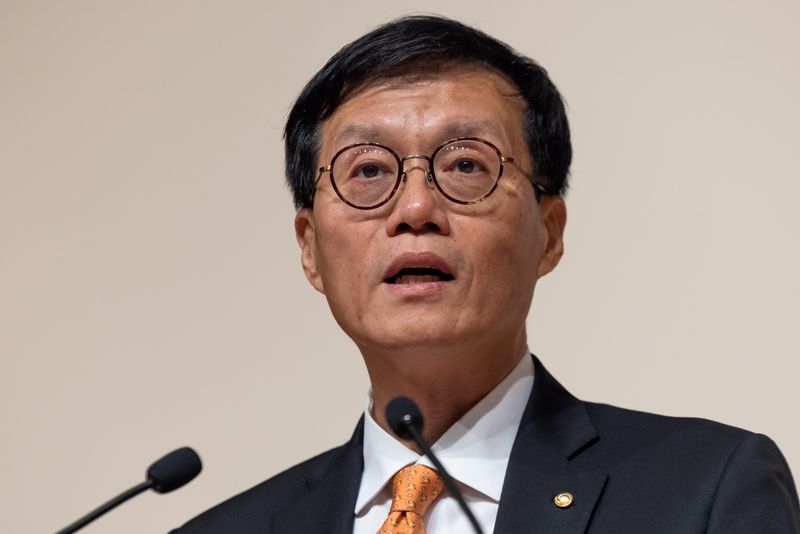 &copy; Reuters. FILE PHOTO: South Korea's new central bank governor Rhee Chang-yong speaks during his inauguration ceremony in Seoul, South Korea April 21, 2022. SeongJoon Cho/Pool via REUTERS