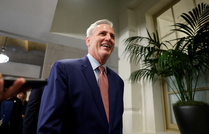 US House repeatedly rejects McCarthy despite Trump's call for unity