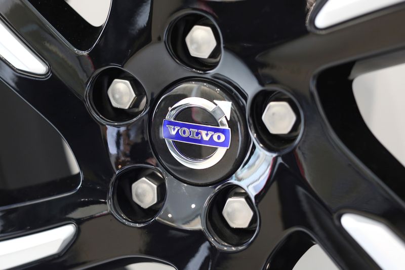 &copy; Reuters. FILE PHOTO: A Volvo logo is seen on a rim displayed at a Volvo showroom in Mexico City, Mexico April 6, 2018. REUTERS/Gustavo Graf