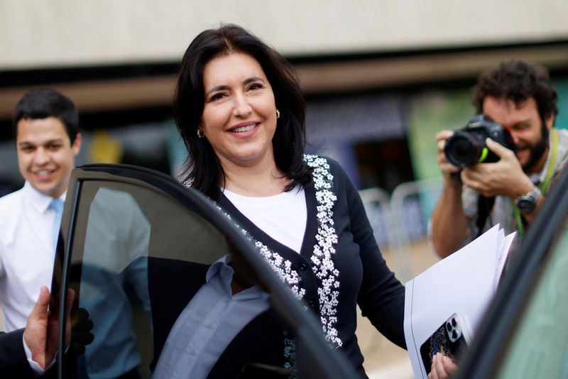 © Reuters. Simone Tebet comparece a reunião da equipe de transição em Brasília
01/12/2022
REUTERS/Adriano Machado