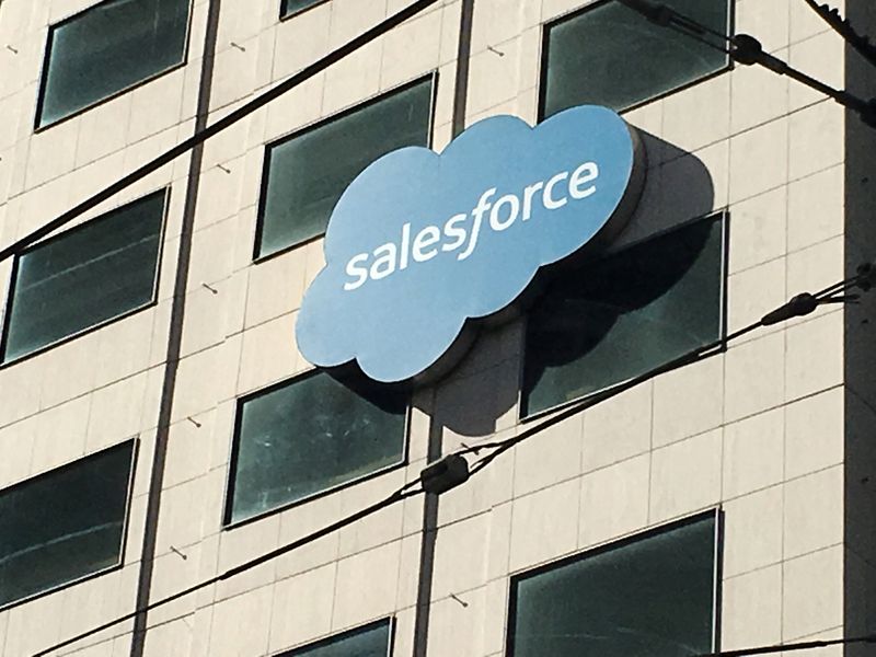 &copy; Reuters. FILE PHOTO: The Salesforce logo is pictured on a building in San Francisco, California, U.S. October 12, 2016. REUTERS/Lily Jamali/File Photo