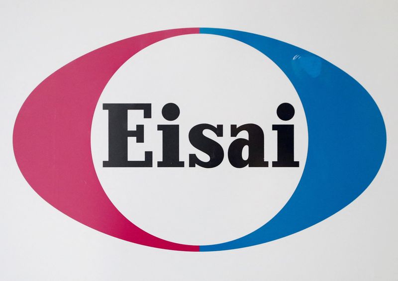 &copy; Reuters. FILE PHOTO: The logo of Eisai Co Ltd is displayed at the company headquarters in Tokyo, Japan, March 8, 2018.    REUTERS/Issei Kato/File Photo