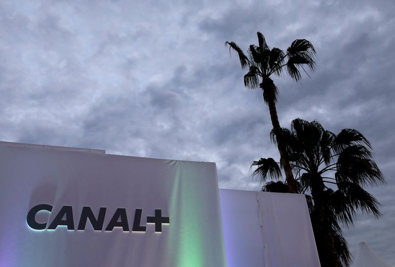 &copy; Reuters. Photo du logo de Canal+ sur la Croisette à Cannes, en France. /Photo d'archives/REUTERS/Éric Gaillard