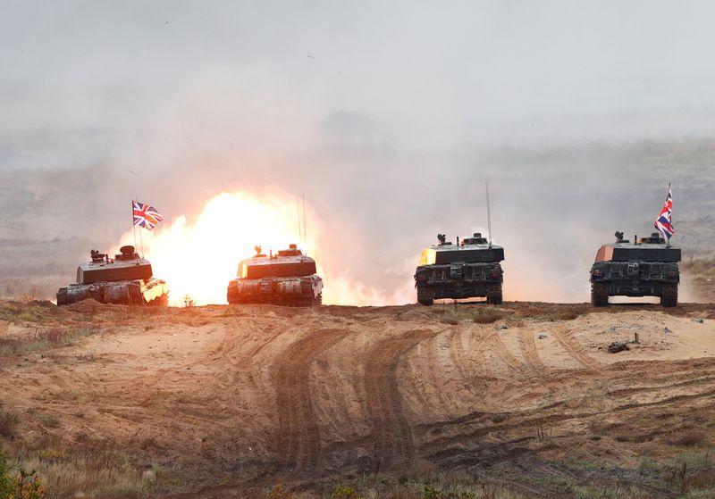 &copy; Reuters. British Army Challenger 2 tank fires during NATO enhanced Forward Presence battle group Iron Spear 2019 exercise in Adazi, Latvia October 11, 2019. REUTERS/Ints Kalnins/File Photo