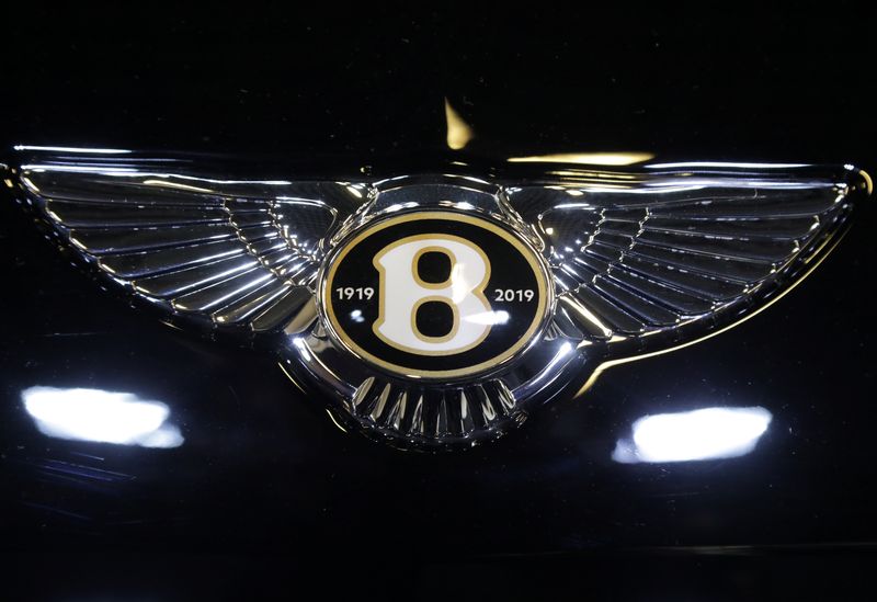 &copy; Reuters. FILE PHOTO: The logo of Bentley carmaker is seen on a car at the Top Marques fair in Monaco May 30, 2019.  REUTERS/Eric Gaillard