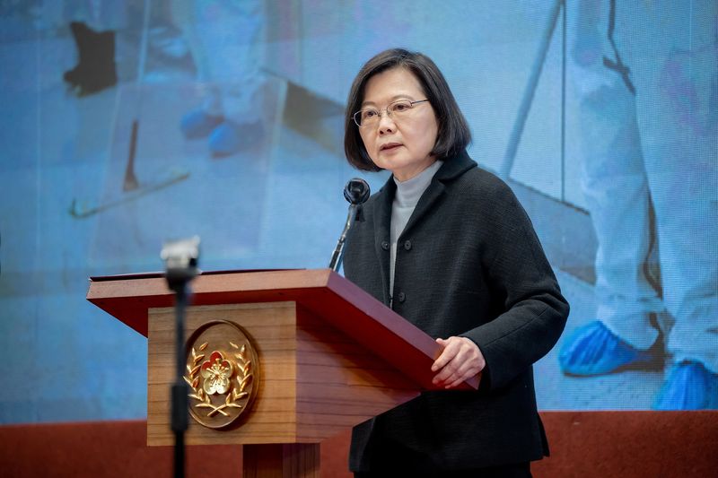 &copy; Reuters. 　１月１０日、台湾の蔡英文総統（写真）は、ドイツの議員団と総統府で会談し、「地域の秩序」維持に協力を求めた。提供写真（２０２３年　ロイター／Taiwan Presidential Office）
