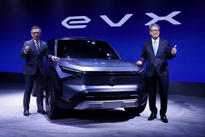 &copy; Reuters. 　１月１１日、スズキのインド子会社は１１日、同国の自動車ショーでスポーツタイプ多目的車（ＳＵＶ）の電動コンセプトカーを公開した。写真はインドのグレーター・ノイダで撮影（２