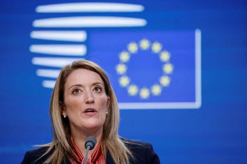 © Reuters. FILE PHOTO: European Parliament President Roberta Metsola attends a news conference on the day of a European Union leaders' summit in Brussels, Belgium December 15, 2022. REUTERS/Johanna Geron/File Photo