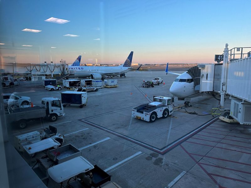 Explainer-Why U.S. flights were grounded by a FAA system outage