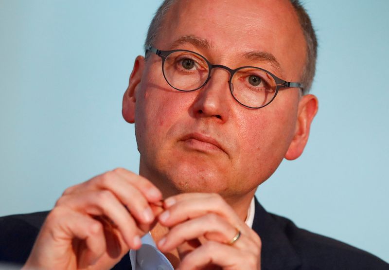 © Reuters. FILE PHOTO: Werner Baumann, CEO of Bayer AG, attends the German drugmaker's annual results news conference in Leverkusen, Germany, February 27, 2020.  REUTERS/Wolfgang Rattay/File Photo