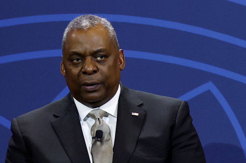 &copy; Reuters. FILE PHOTO: U.S. Defense Secretary Lloyd Austin participates in a Peace, Security and Governance Forum during the U.S.-Africa Leaders Summit 2022 in Washington, U.S., December 13, 2022. REUTERS/Evelyn Hockstein/Pool