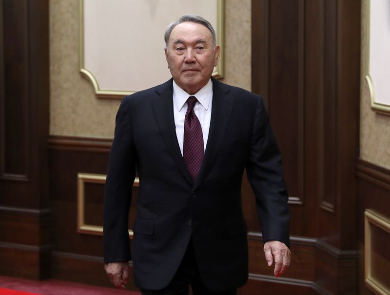 &copy; Reuters. الرئيس السابق لقازاخستان  نور سلطان نزارباييف في صورة من أرشيف رويترز.