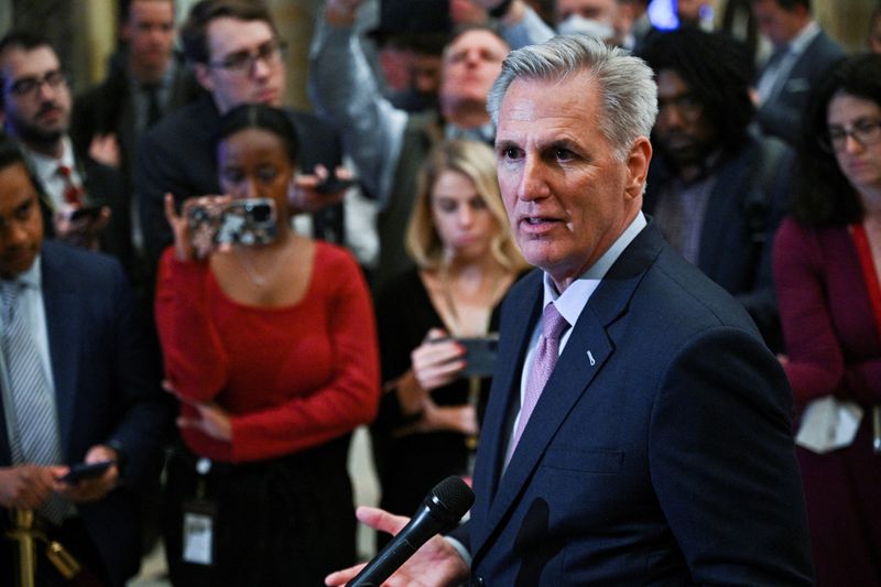 © Reuters. FILE PHOTO: New U.S. Speaker of the House Kevin McCarthy (R-CA) speaks with reporters in Statuary Hall after being elected Speaker of the U.S. House of Representatives in a late night 15th round of voting in the fourth session of the 118th Congress at the U.S. Capitol in Washington, U.S., January 7, 2023. REUTERS/Jon Cherry