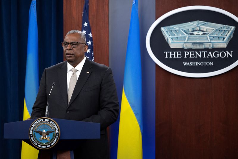 &copy; Reuters. FILE PHOTO: U.S. Defense Secretary Lloyd Austin speaks during a news briefing after participating a virtual Ukraine Defense Contact Group meeting at the Pentagon in Arlington, Virginia, U.S., November 16, 2022. REUTERS/Tom Brenner