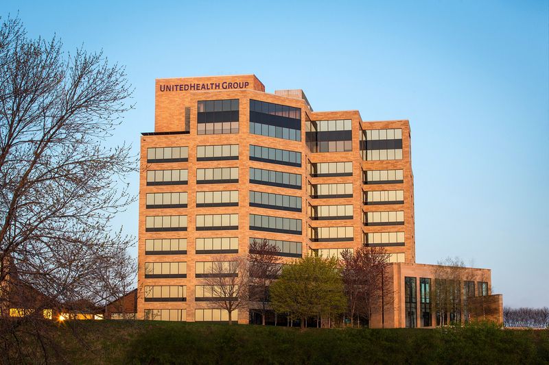 © Reuters. UnitedHealth Group's headquarters building is seen in Minnetonka, Minnesota, U.S. in this handout picture taken in 2019. UnitedHealth Group/Handout via REUTERS   