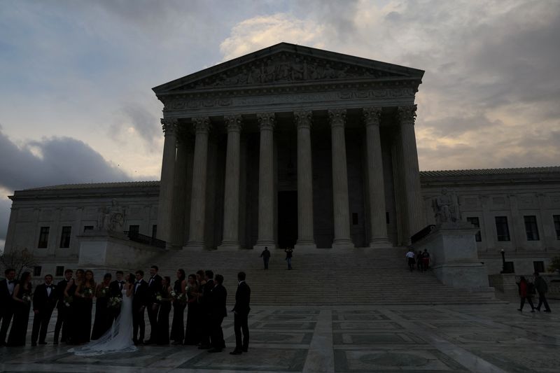 &copy; Reuters. FILE PHOTO: The sun sets on the U.S. Supreme Court building after a stormy day in Washington, U.S., November 11, 2022. REUTERS/Leah Millis/File Photo
