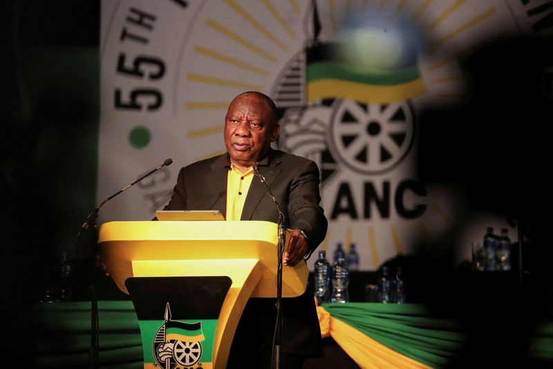 &copy; Reuters. FILE PHOTO: Newly re-elected president of the African National Congress (ANC) Cyril Ramaphosa speaks at the close of the 55th National Conference of the ruling African National Congress (ANC) at the Nasrec Expo Centre in Johannesburg, South Africa, Decemb
