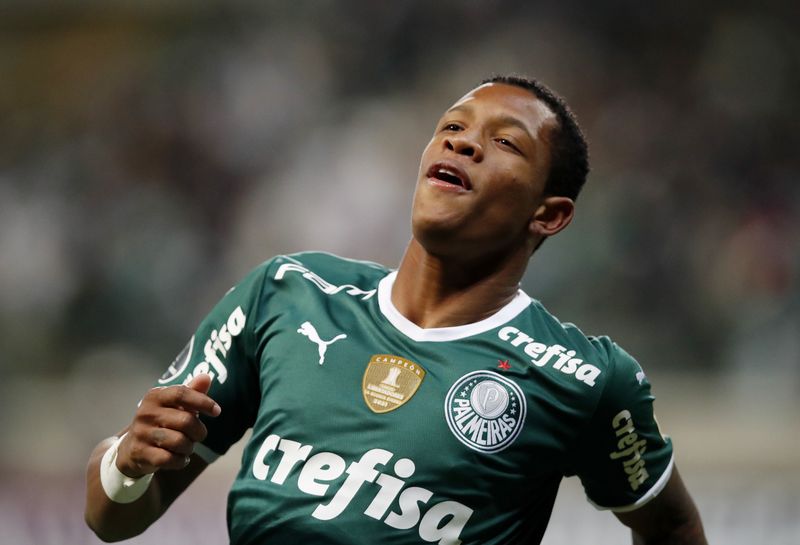 &copy; Reuters. Danilo comemora gol em partida do Palmeiras na Copa Libertadores
18/05/2022
REUTERS/Amanda Perobelli