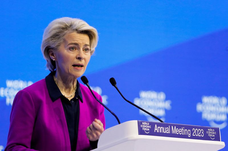 &copy; Reuters. EU Commission President Ursula von der Leyen addresses the World Economic Forum (WEF), in Davos, Switzerland, January 17, 2023. REUTERS/Arnd Wiegmann