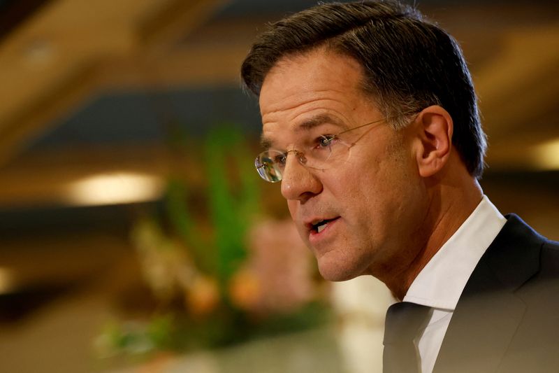 &copy; Reuters. FILE PHOTO: Dutch Prime Minister Mark Rutte responds to recommendations from a panel of experts to accept the role of the Netherlands in the history of slavery and its current consequences in The Hague, Netherlands December 19, 2022. REUTERS/Piroschka van