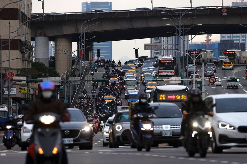 &copy; Reuters. A general view of the rush hour traffic in Taipei, Taiwan January 17, 2023. REUTERS/Ann Wang