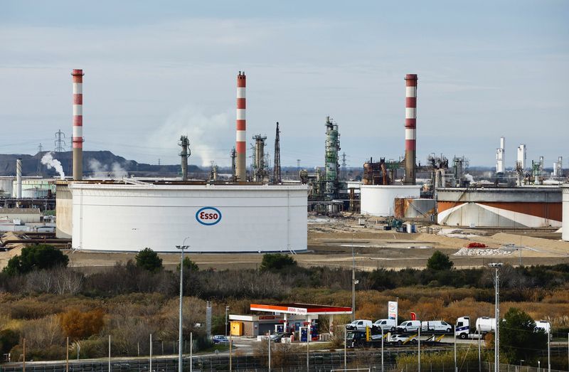 &copy; Reuters. FILE PHOTO: A general view shows the Esso refinery in Fos-Sur-Mer as France's trade unions announced a nationwide day of strike and protests next week against the pension reform, Fos-Sur-Mer, France, January 14, 2023. REUTERS/Eric Gaillard