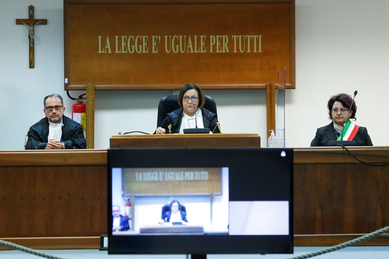 © Reuters. Judge Maria Carmela Giannazzo looks on, inside the Caltanissetta court on the day of the start of a trial against Italy's most wanted mafia boss Matteo Messina Denaro, in Caltanissetta, Italy, January 19, 2023. REUTERS/Remo Casilli