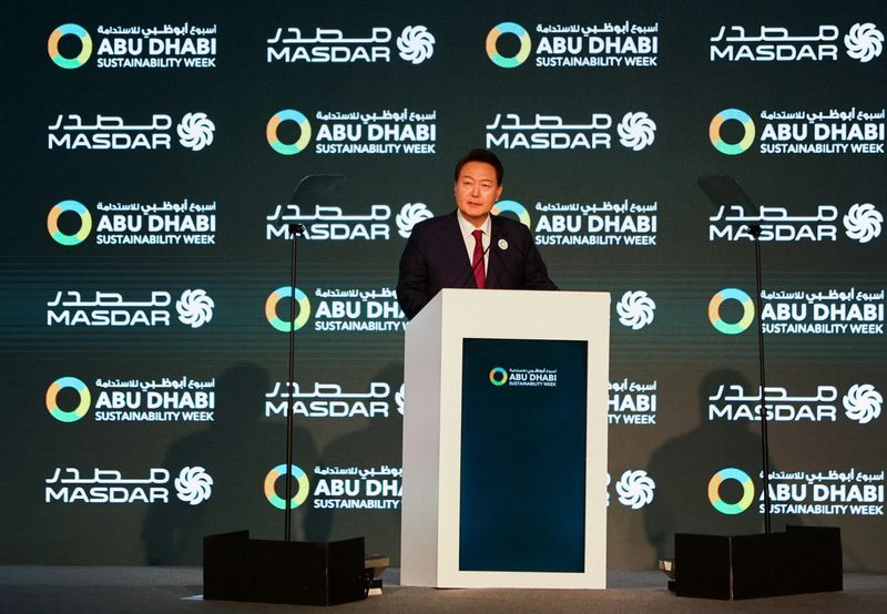 &copy; Reuters. Yoon Suk Yeol, President of South Korea, speaks during the opening ceremony of Abu Dhabi Sustainability Week (ADSW) under the theme of 'United on Climate Action Toward COP28', in Abu Dhabi, UAE, January 16, 2023. REUTERS/Rula Rouhana