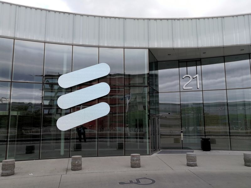 &copy; Reuters. The Ericsson logo is seen at the Ericsson's headquarters in Stockholm, Sweden June 14, 2018. Picture taken June 14, 2018. REUTERS/Olof Swahnberg