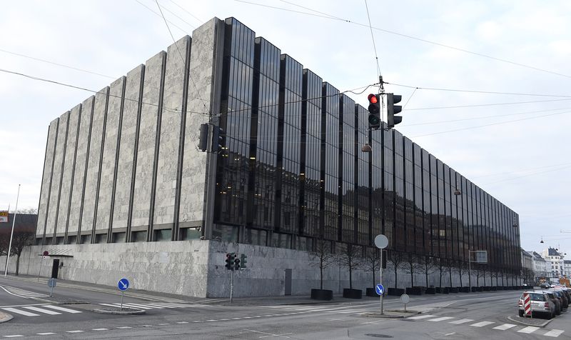 &copy; Reuters. The Danish central bank, also known as Danish Nationalbank, is seen  in Copenhagen, January 22, 2015. REUTERS/Fabian Bimmer 