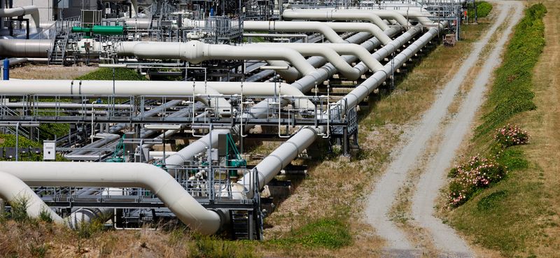 &copy; Reuters. FILE PHOTO: A compressor station of the Jagal natural gas pipeline is pictured at a gas compressor station in Mallnow, Germany, June 13, 2022. REUTERS/Hannibal Hanschke