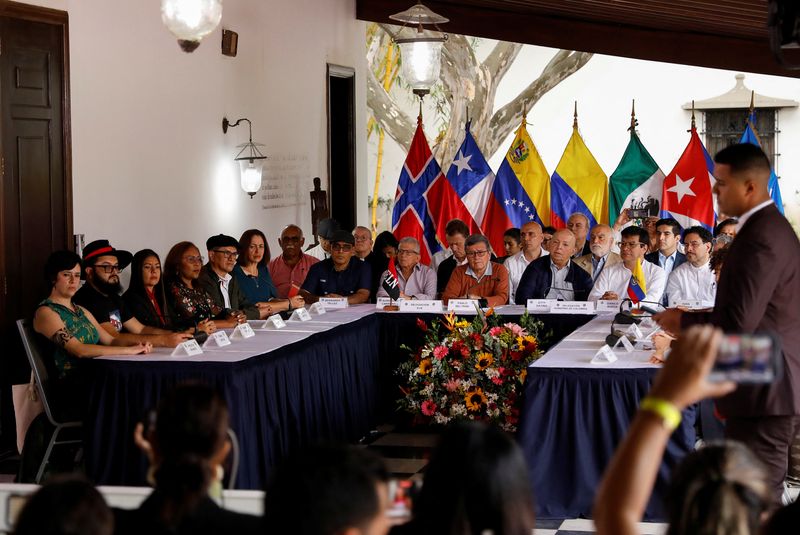 Colombia, ELN rebels to resume peace talks in Mexico in February
