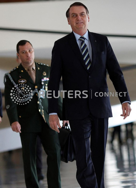 &copy; Reuters. Médico de Bolsonaro diz que ex-presidente terá de passar por nova cirurgia ao retornar ao Brasil

12/03/2019. REUTERS/Adriano Machado