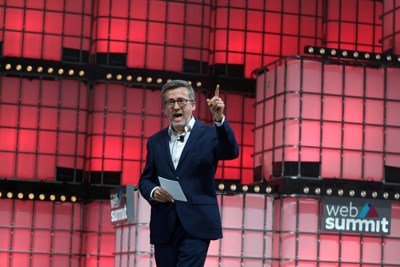 &copy; Reuters. FILE PHOTO: Mayor of Lisbon Carlos Moedas speaks during the opening ceremony of Web Summit, Europe's largest technology conference, in Lisbon, Portugal, November 1, 2021. REUTERS/Pedro Nunes/File Photo