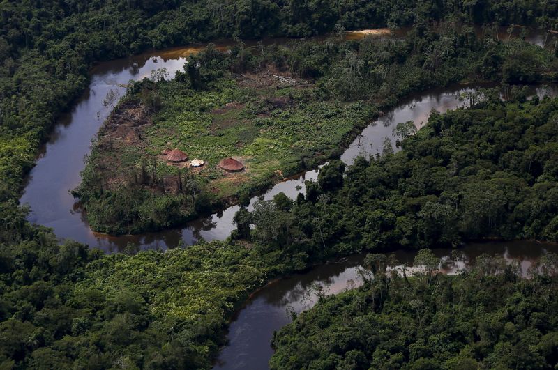 © Reuters. Comunidade Yanomami em Roraima
18/04/2016
REUTERS/Bruno Kelly